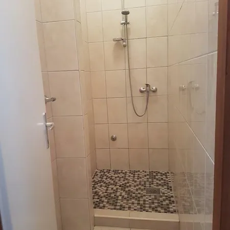 Emilly Apartman 10 ביוגראד נה מורו