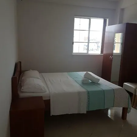 Emilly Apartman 10 Pensionat *