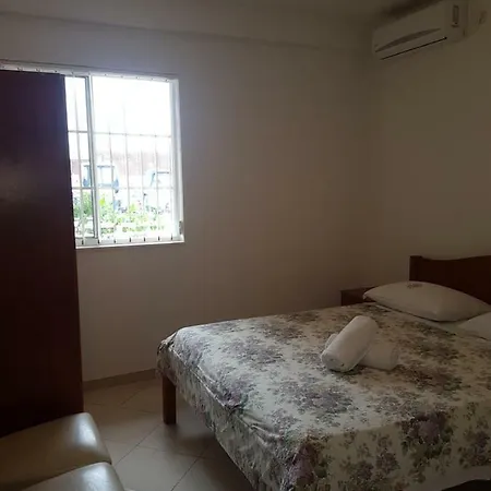 Pensionat Emilly Apartman 10
