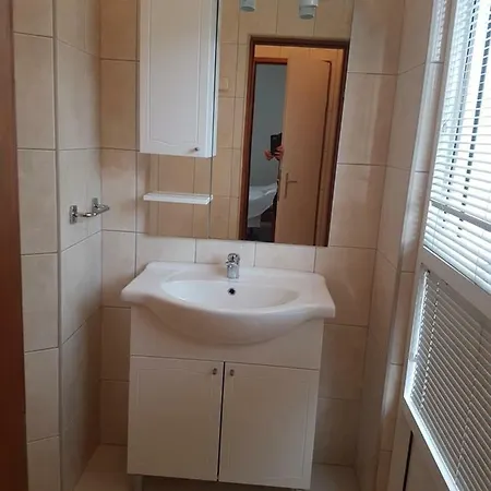 Emilly Apartman 10 Pensionat